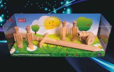 Holzspielzeugsoldaten, Holzschwert und Kanone, Kanone