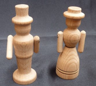 Vater und Mutter, Holzfiguren, Spielzeug