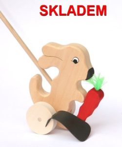 Hase Holzspielzeug auf einem Stangenhasen ziehen, Hase
