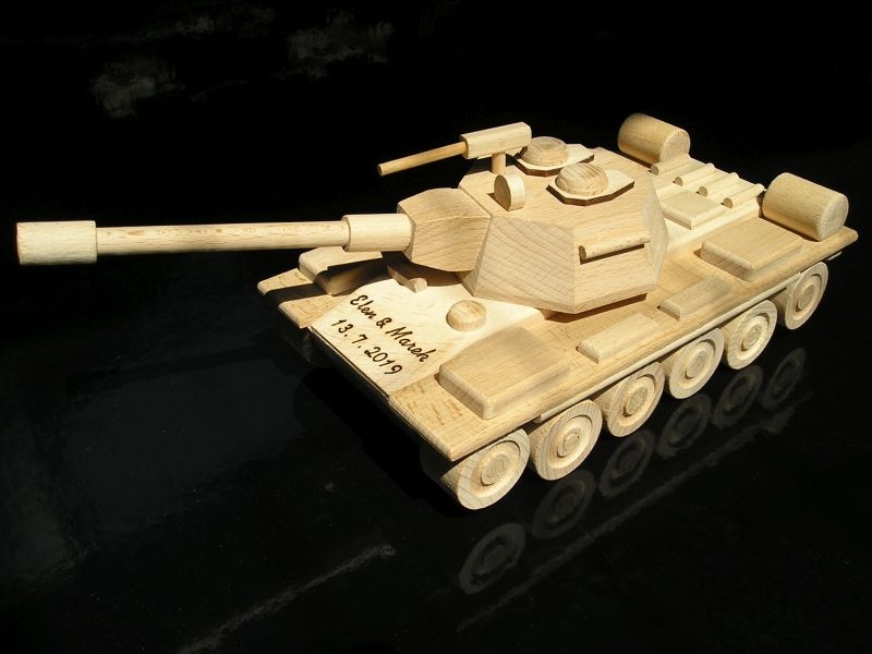 Panzer, Holzspielzeug