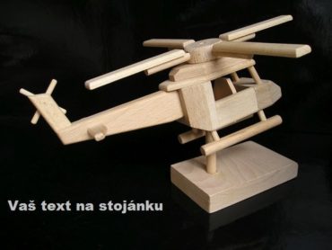Hubschrauber für Hubschrauberpiloten am Stand Holzgeschenke Geschenke und Spielzeug