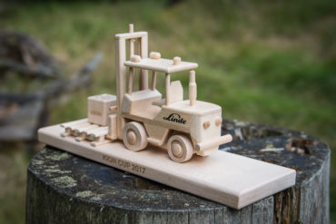 Gabelstapler Eidechsen Holzgeschenke und Spielzeug Gabelstapler Eidechsen