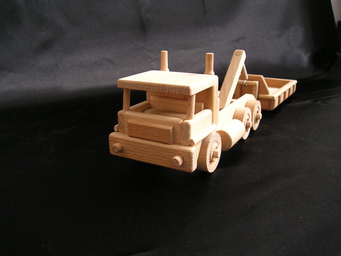 Drevené nákladné auto s kontajnerom | drevené hračky
