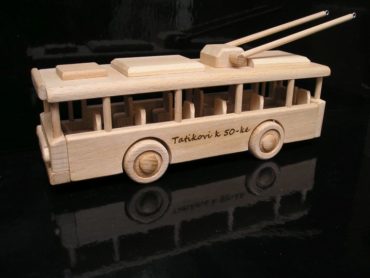 Trolleybusse, Holzspielzeug, Holzgeschenke