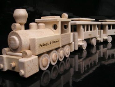 Holzspielzeug Holzgeschenke