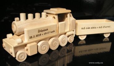 Holzgeschenke Holzspielzeug für Kinder