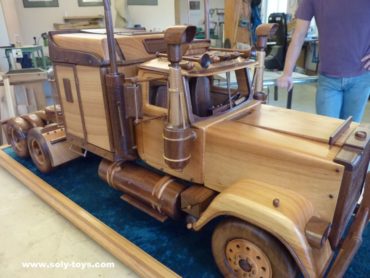 Mack LKW Holzfahrzeugmodelle