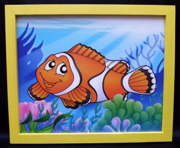 Seefisch, Fisch im Meer Kinder gemalte Bilder im Kinderzimmer