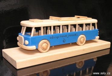 Spielzeugbus Geschenk zum Geburtstag