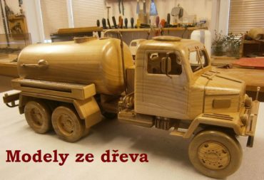PV3S Holzfahrzeugmodelle